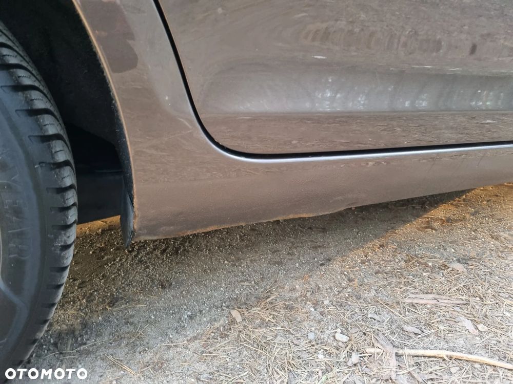 Volkswagen Golf 1.6 TDI DPF BlueMotion Technology Style - 37