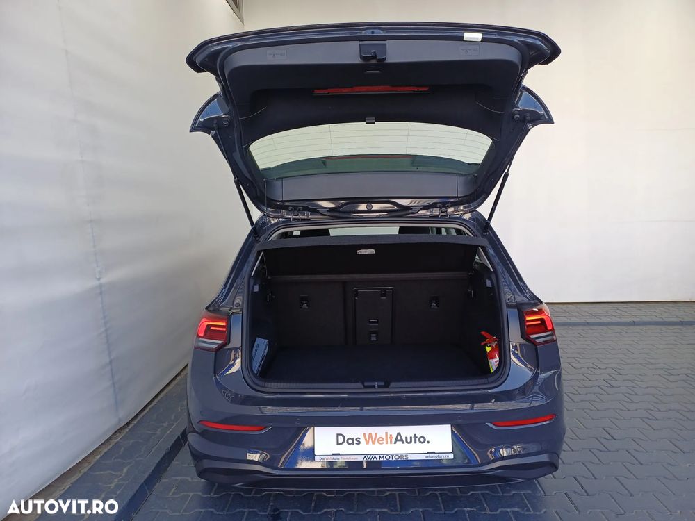 VOLKSWAGEN Golf 2023 — imagine 31