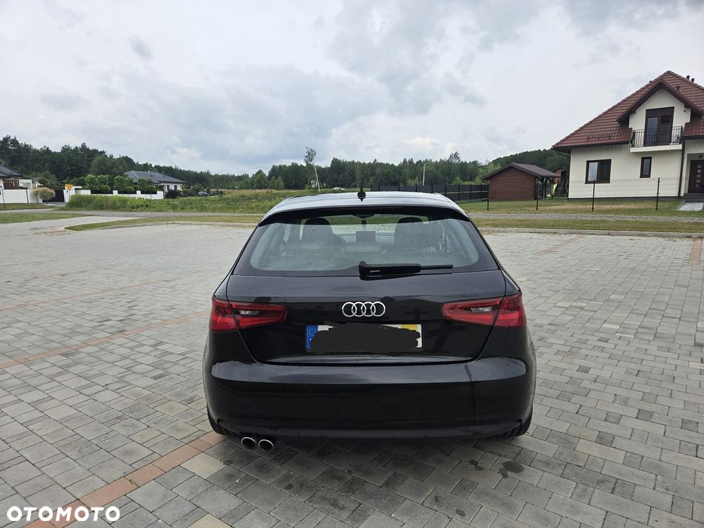 Audi A3 3-drzwiowe 2.0 TDI (clean diesel) S tronic Ambiente - 3