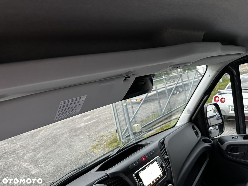 Iveco Daily Brygadówka - 19