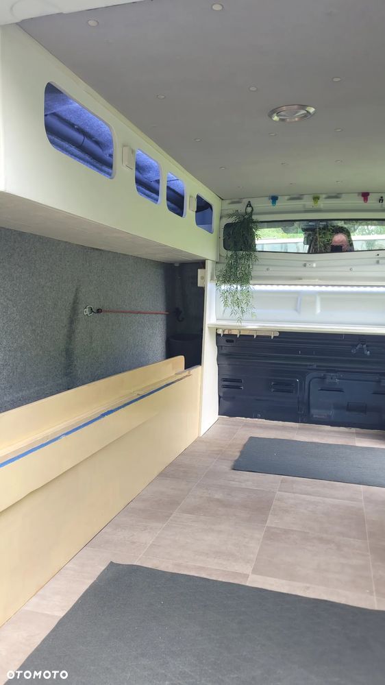 Renault Trafic - 11