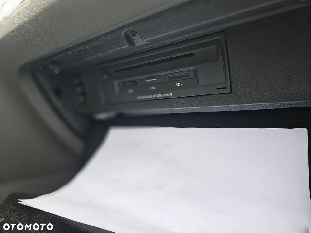 Volkswagen Arteon 2.0 TDI SCR Elegance DSG - 30