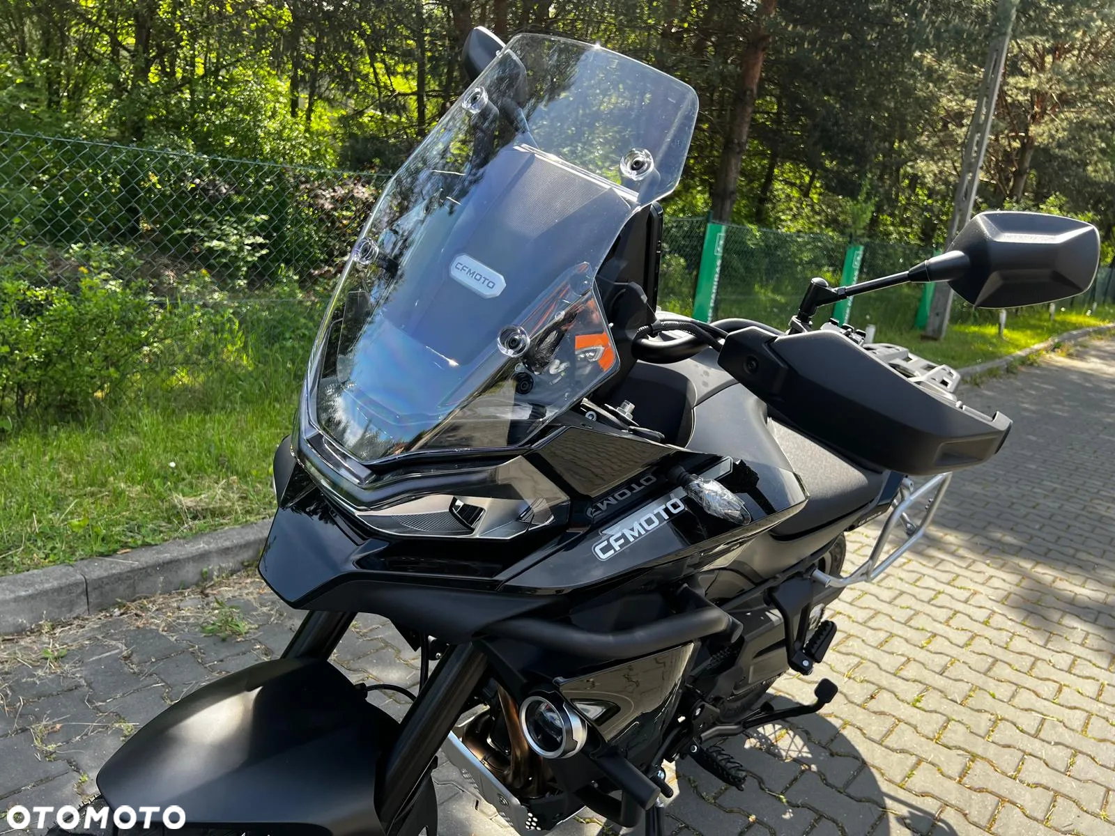 CFMoto MT - 6