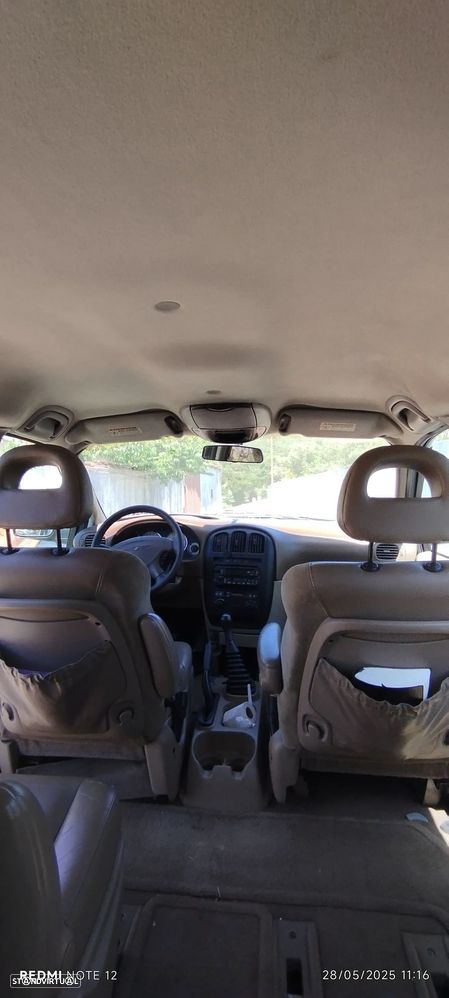 Chrysler Voyager 2.5 CRD LX - 19