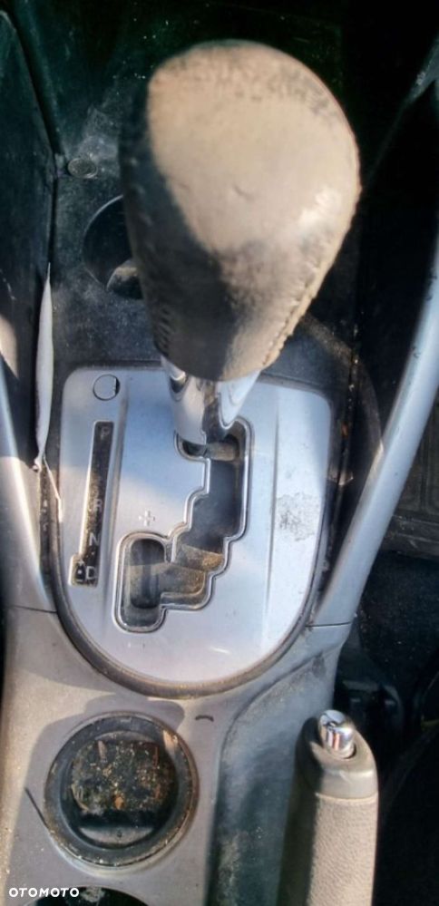 Mitsubishi Outlander - 15