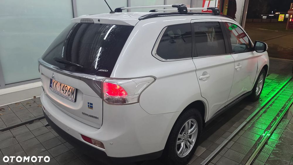 Mitsubishi Outlander 2.0 Intense - 2