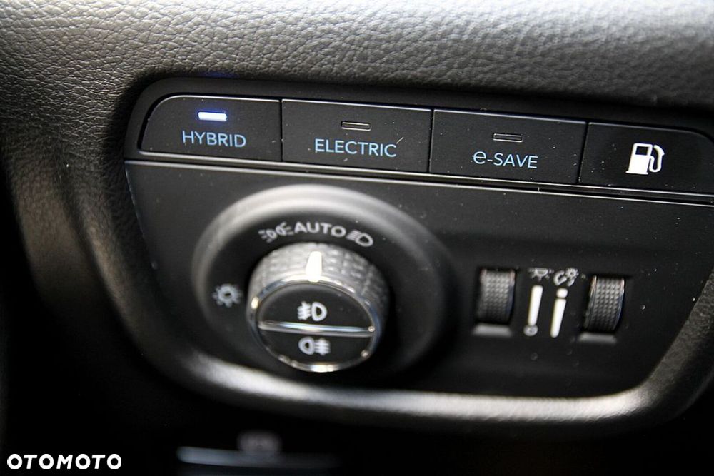 Jeep Grand Cherokee - 36