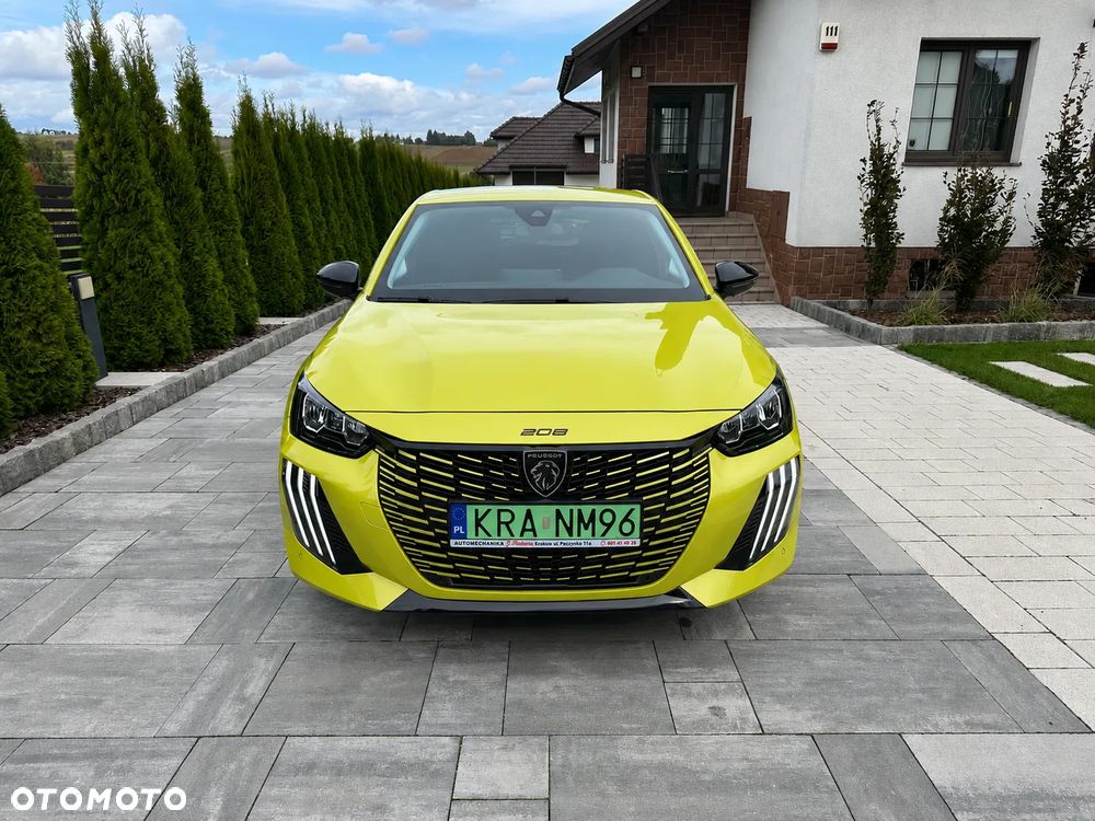 Peugeot 208 50kWh Allure - 2