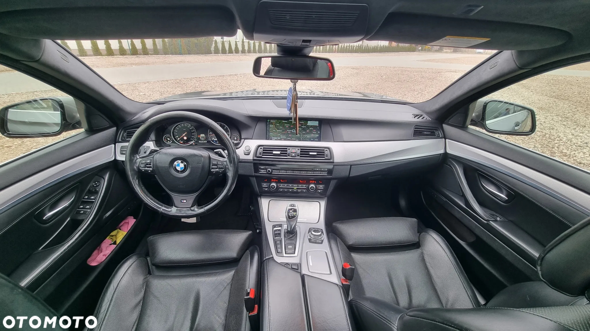 BMW Seria 5 M550d xDrive Touring Sport-Aut - 9