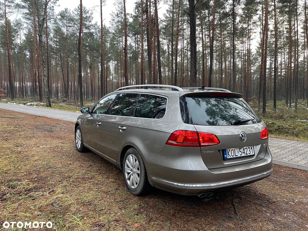 Volkswagen Passat 2.0 TDI DSG BlueMotion Technology Business Edition - 4