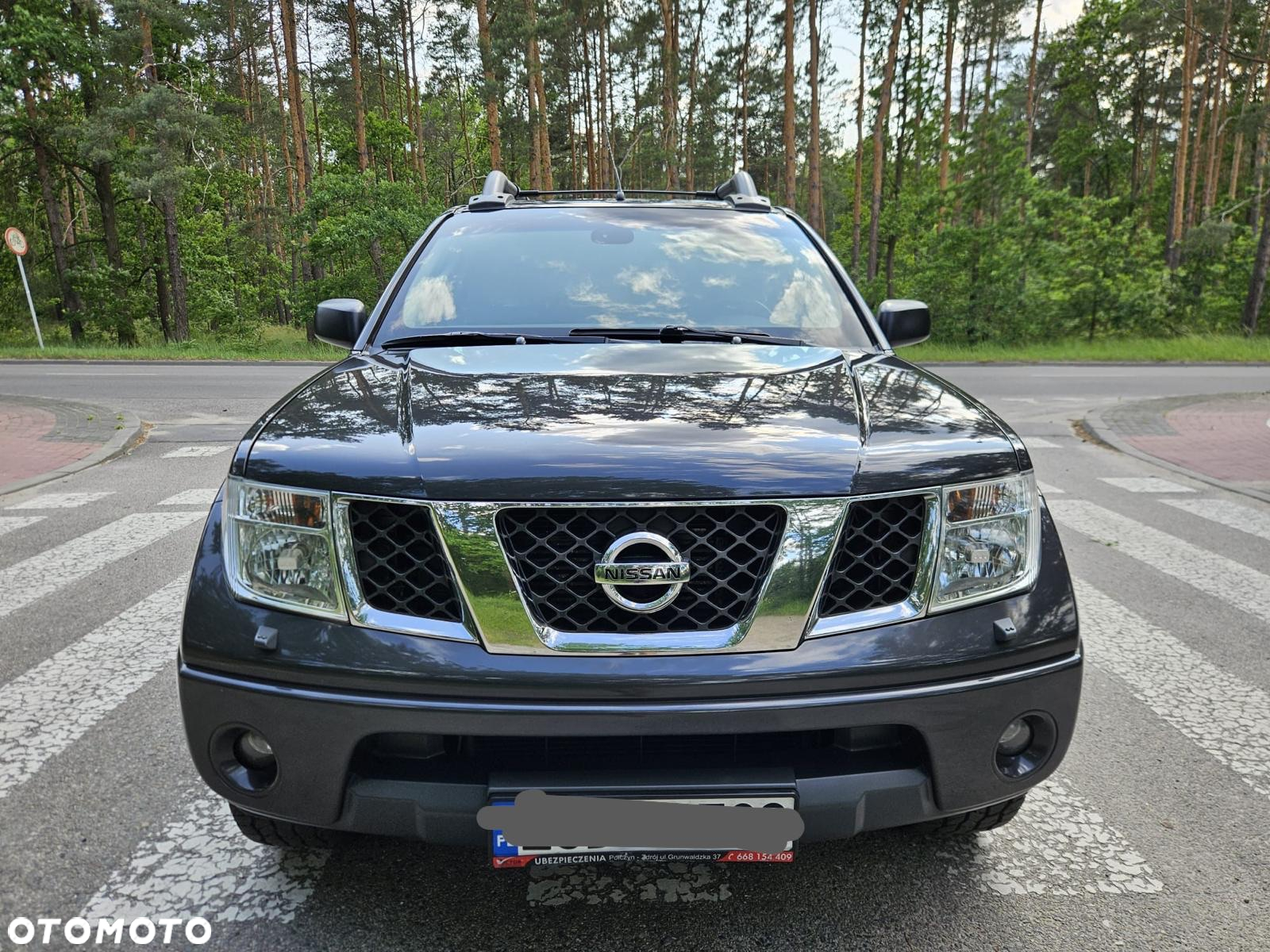 Nissan Navara 2.5 D Platinum - 3