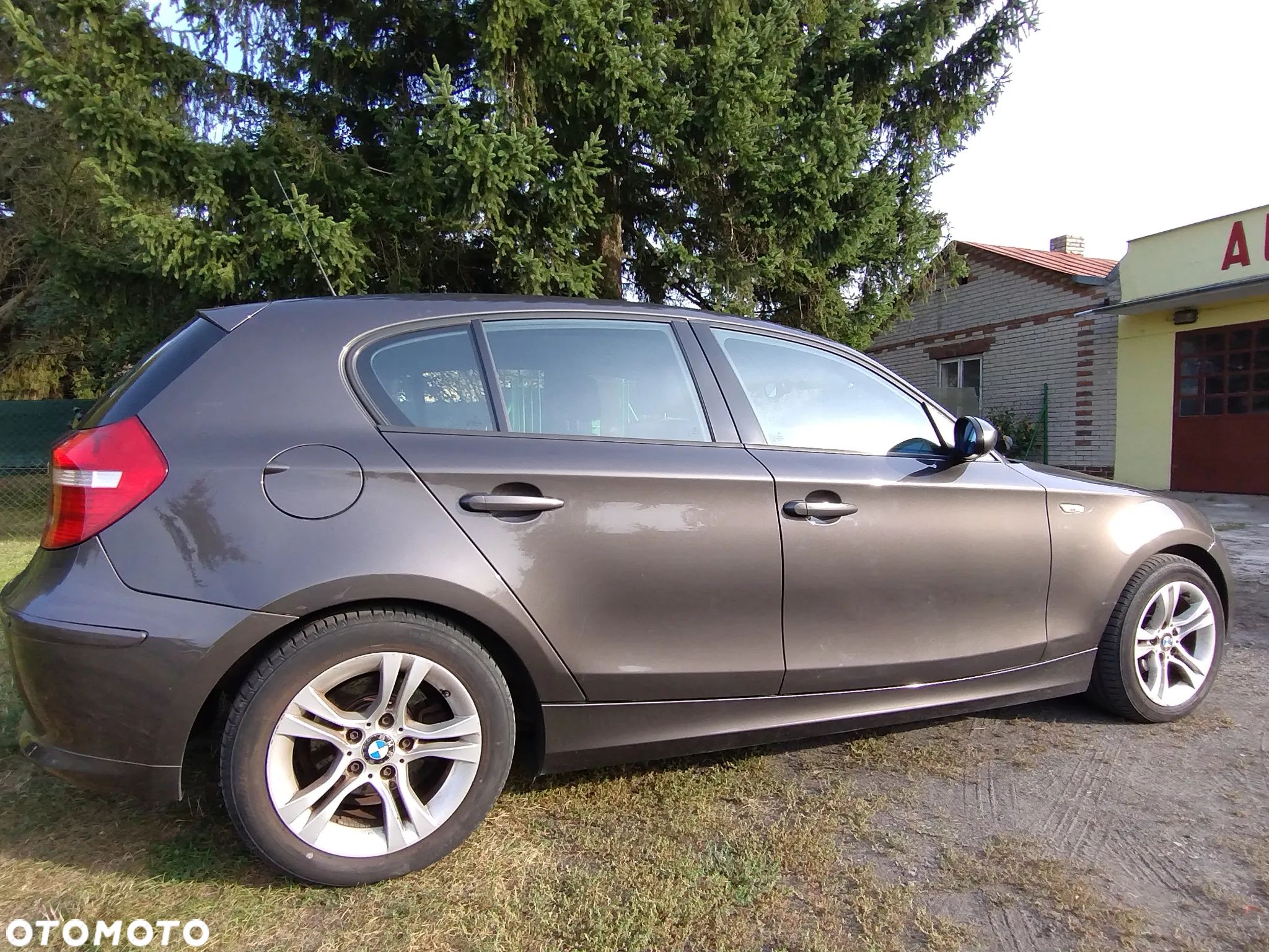 BMW Seria 1 116i - 1