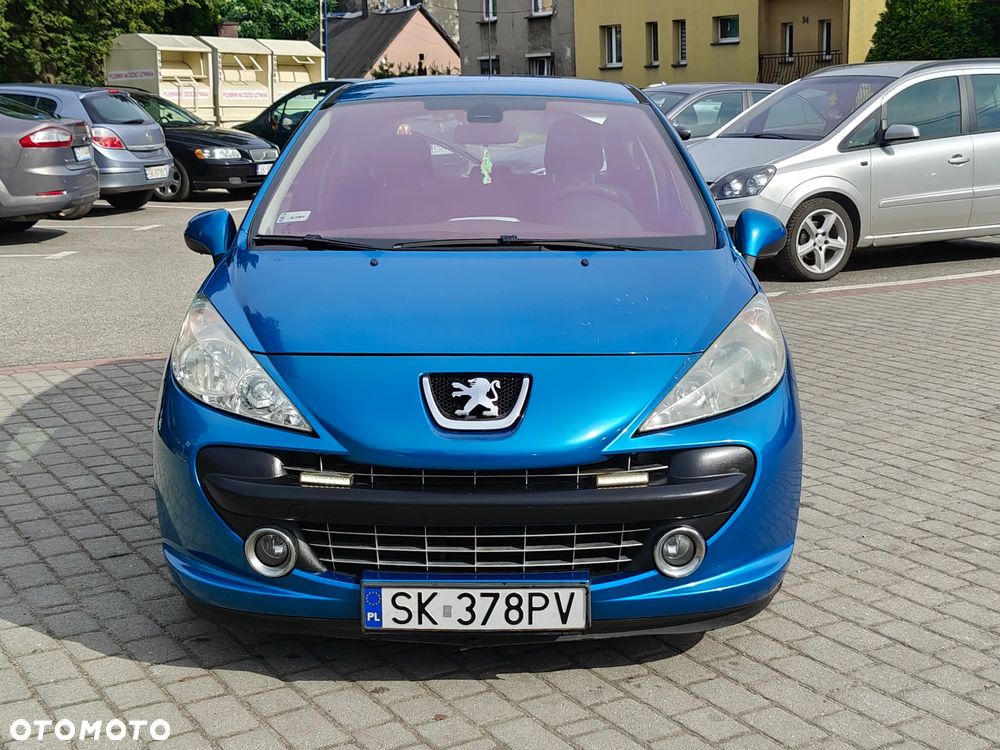 Peugeot 207 - 12