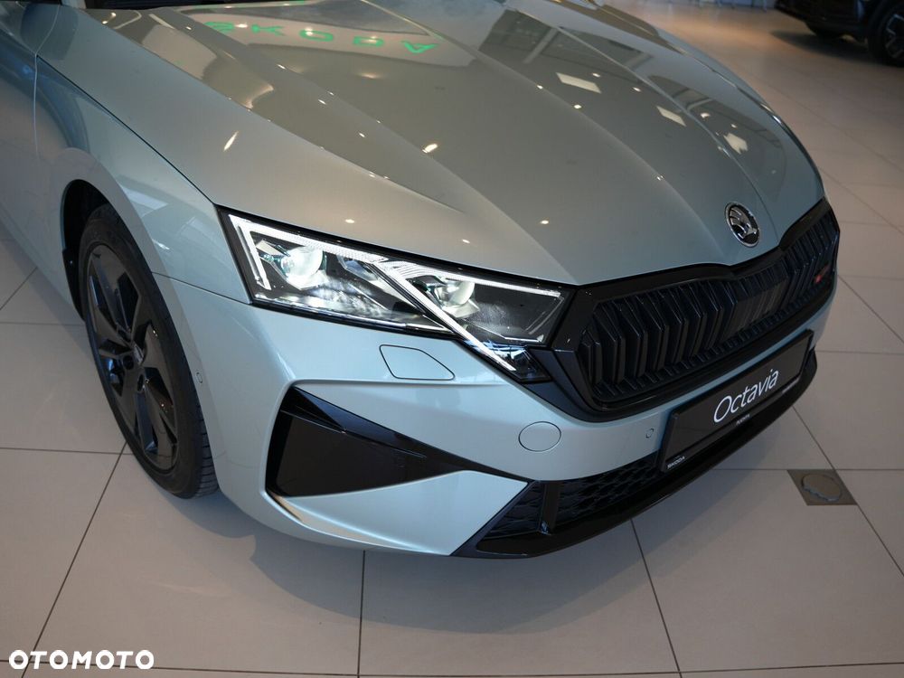 Skoda Octavia 2.0 TSI RS DSG - 3
