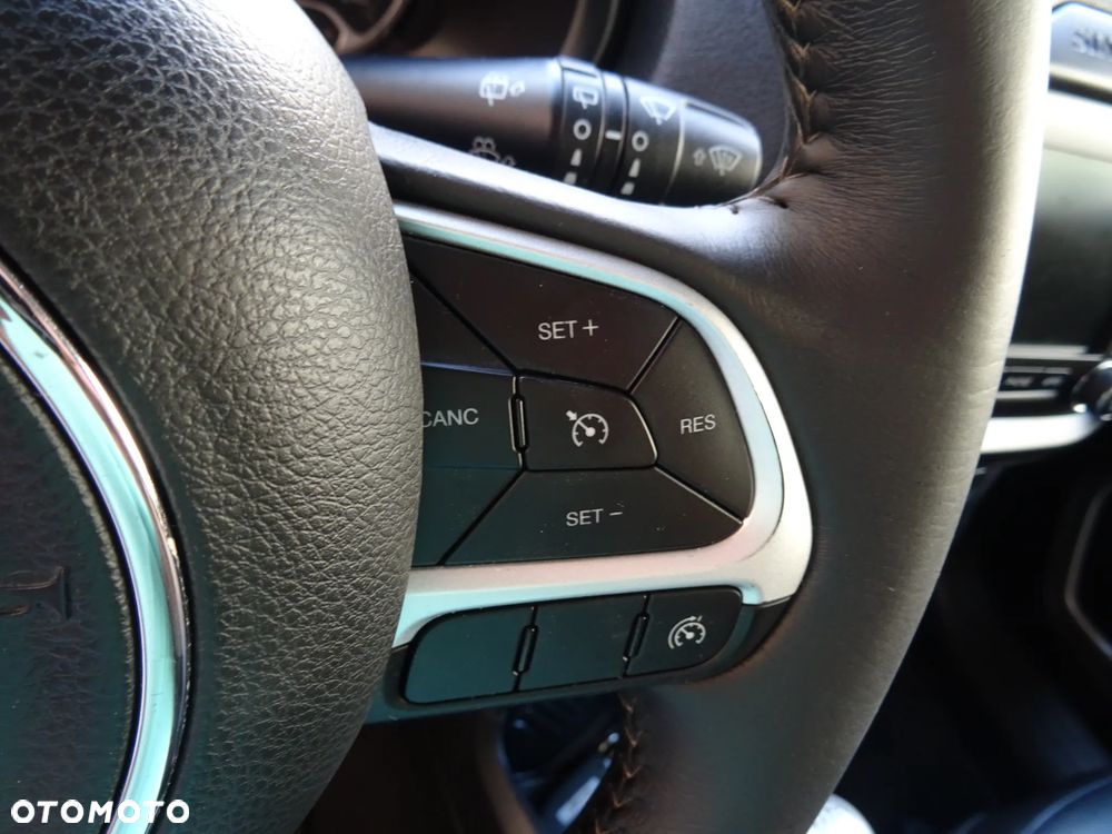 Jeep Renegade 1.6 MultiJet Limited - 14