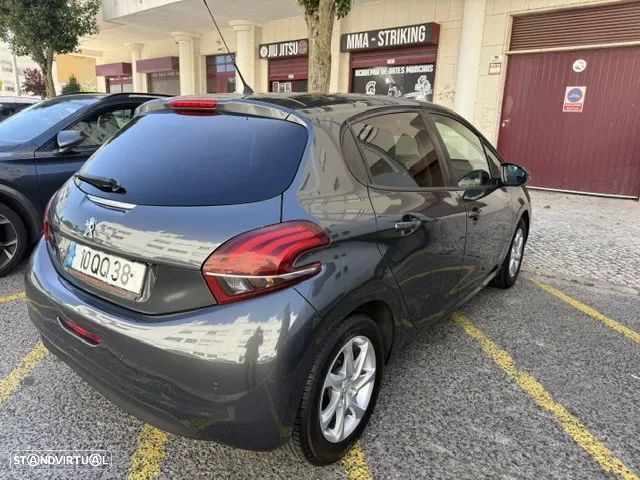 Peugeot 208 1.2 PureTech Active - 10