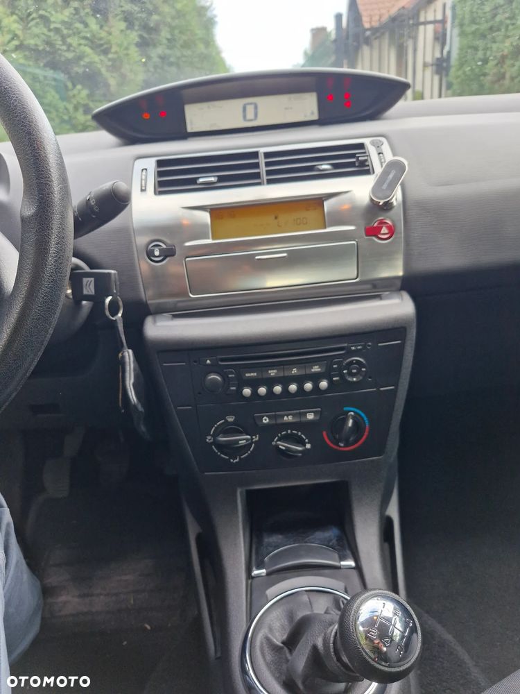 Citroën C4 1.6 16V Magic - 11