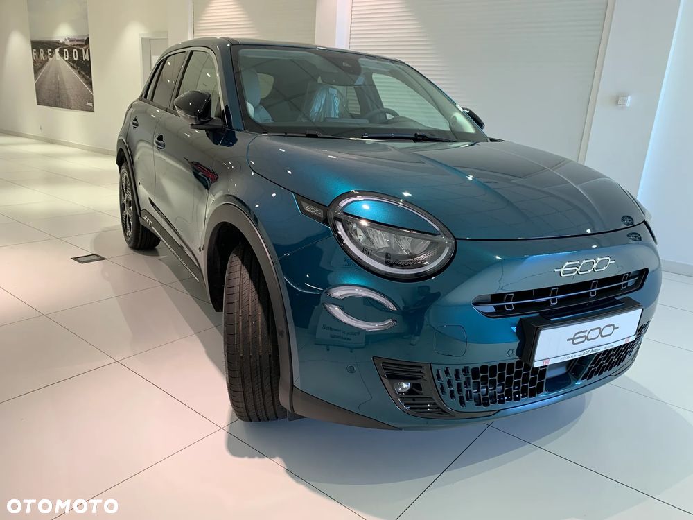 Fiat 600 1.2 Turbo Hybrid La Prima eDCT - 6