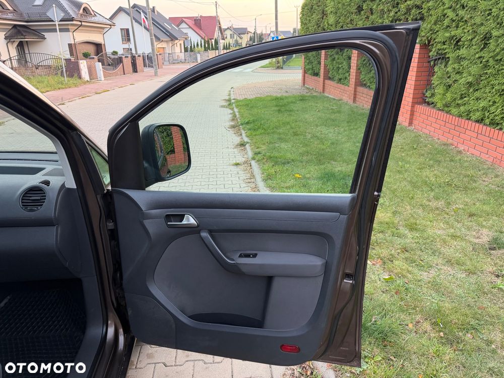 Volkswagen Caddy 1.6 (7-Si.) Edition 30 - 28