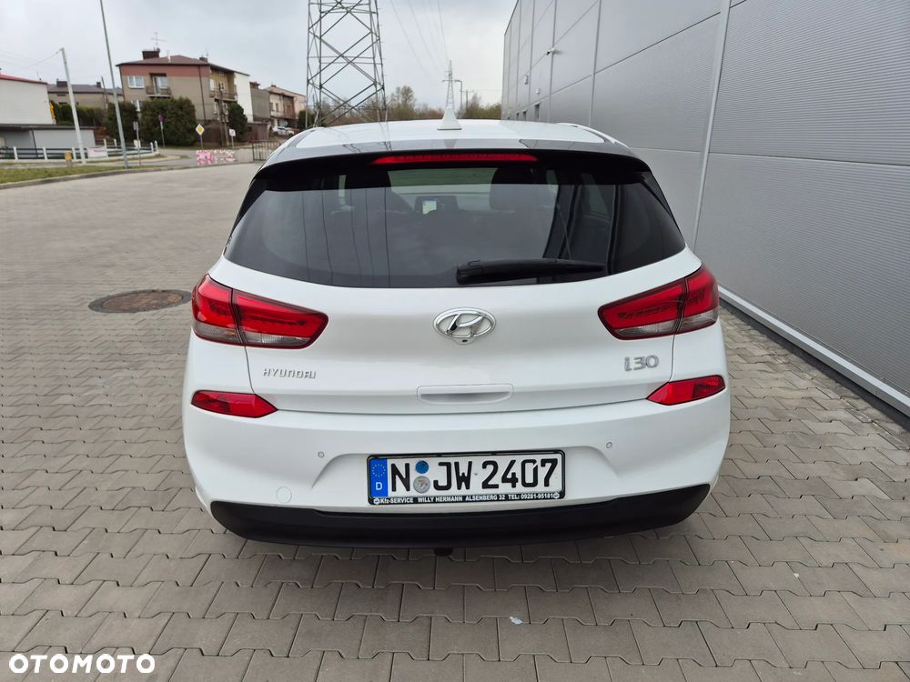 Hyundai i30 1.4 T-GDI Premium - 8