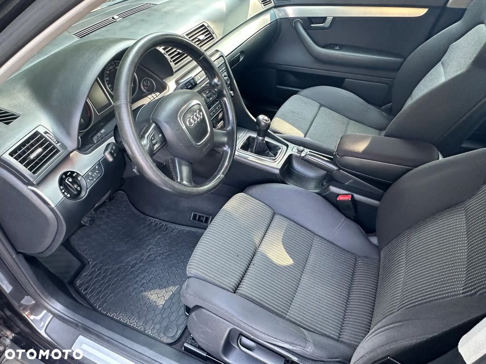 Audi A4 Avant - 29