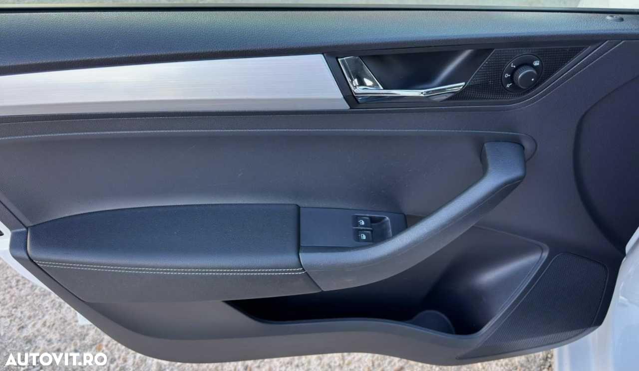 Skoda RAPID - 14