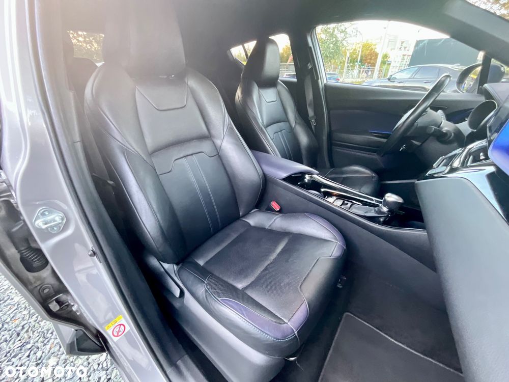 Toyota C-HR Style Selection - 19