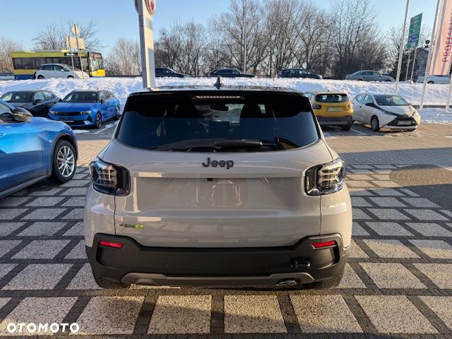 Jeep Avenger - 8