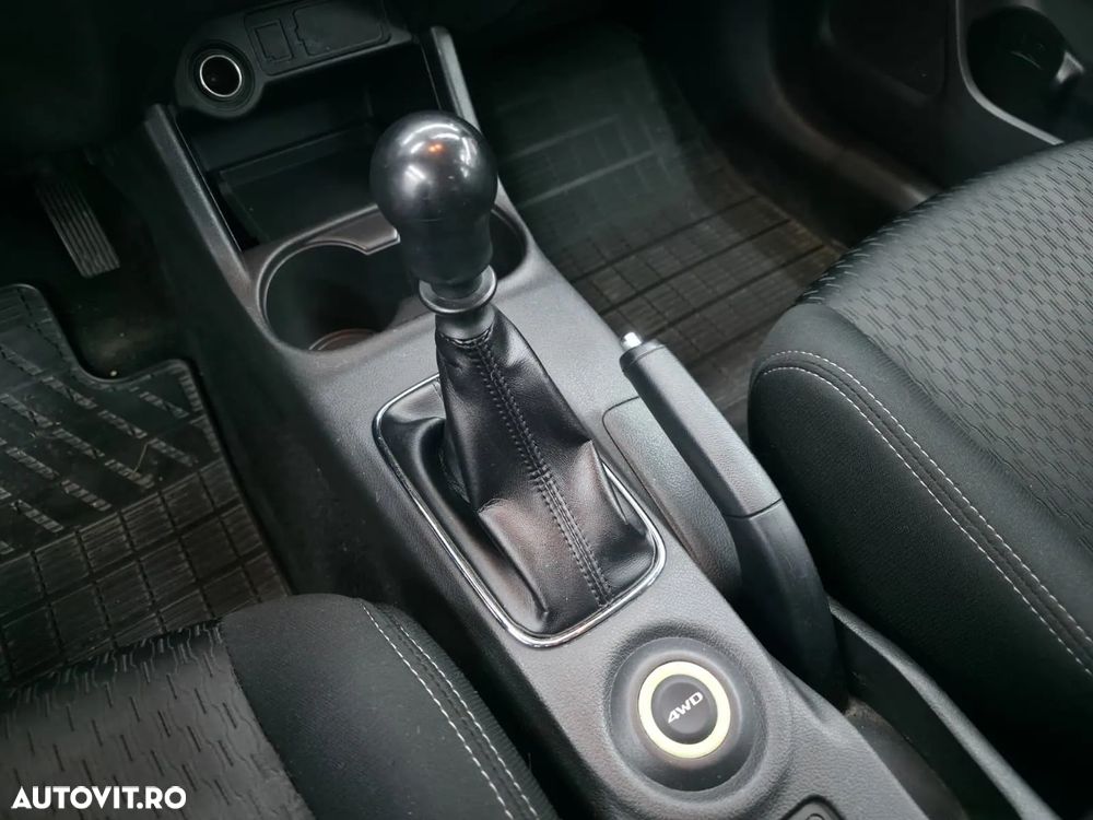 Mitsubishi Outlander - 8