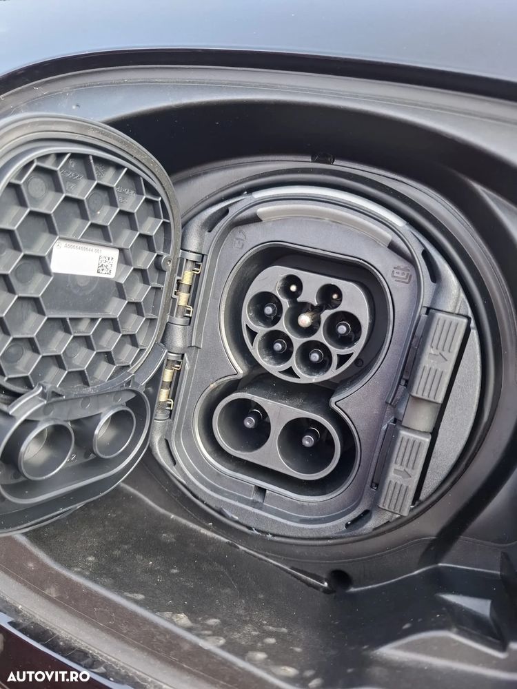 Mercedes-Benz GLC 300 de 4Matic 9G-TRONIC AMG Line - 11