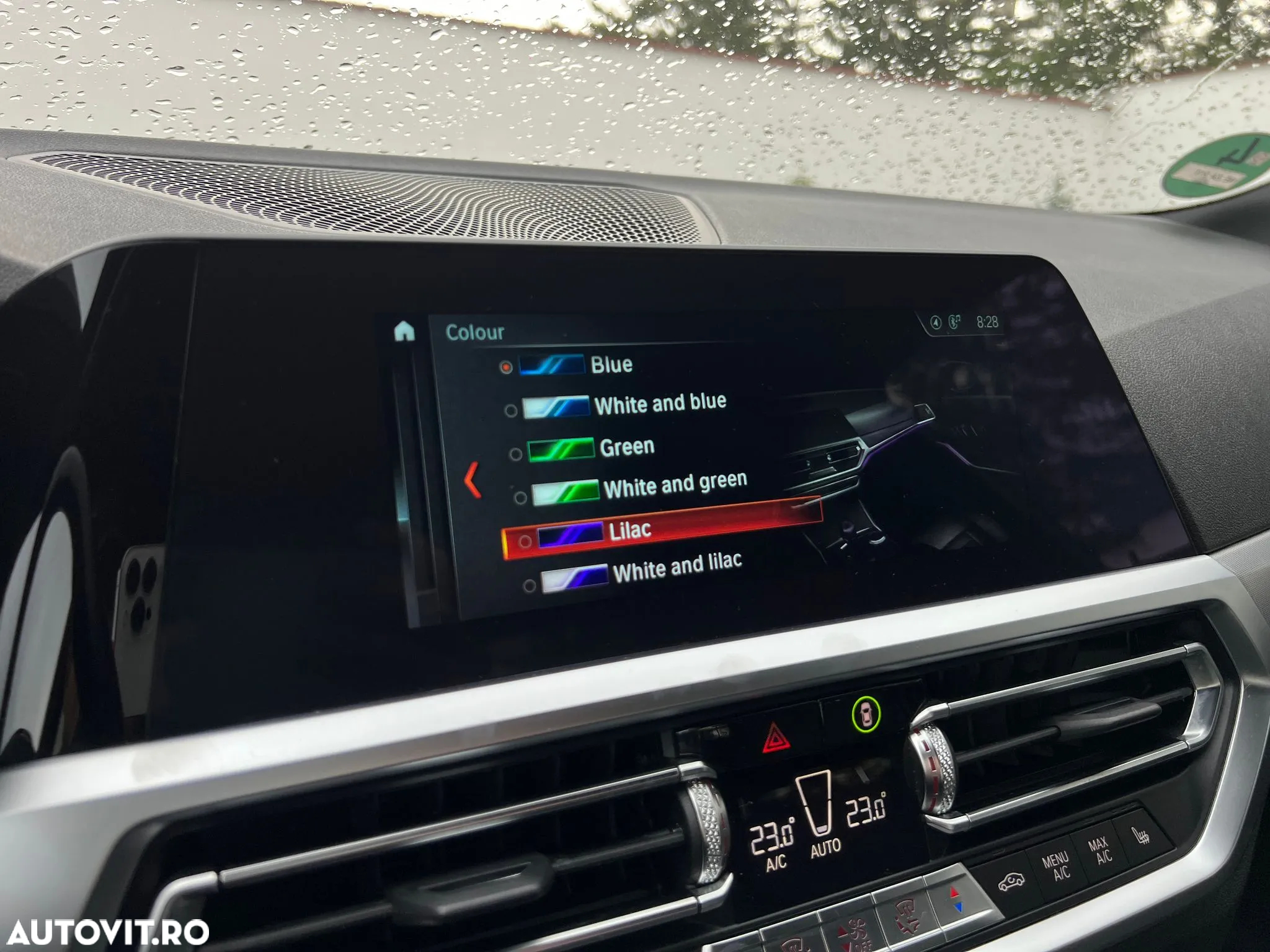BMW Seria 3 320d Aut. Sport Line - 32