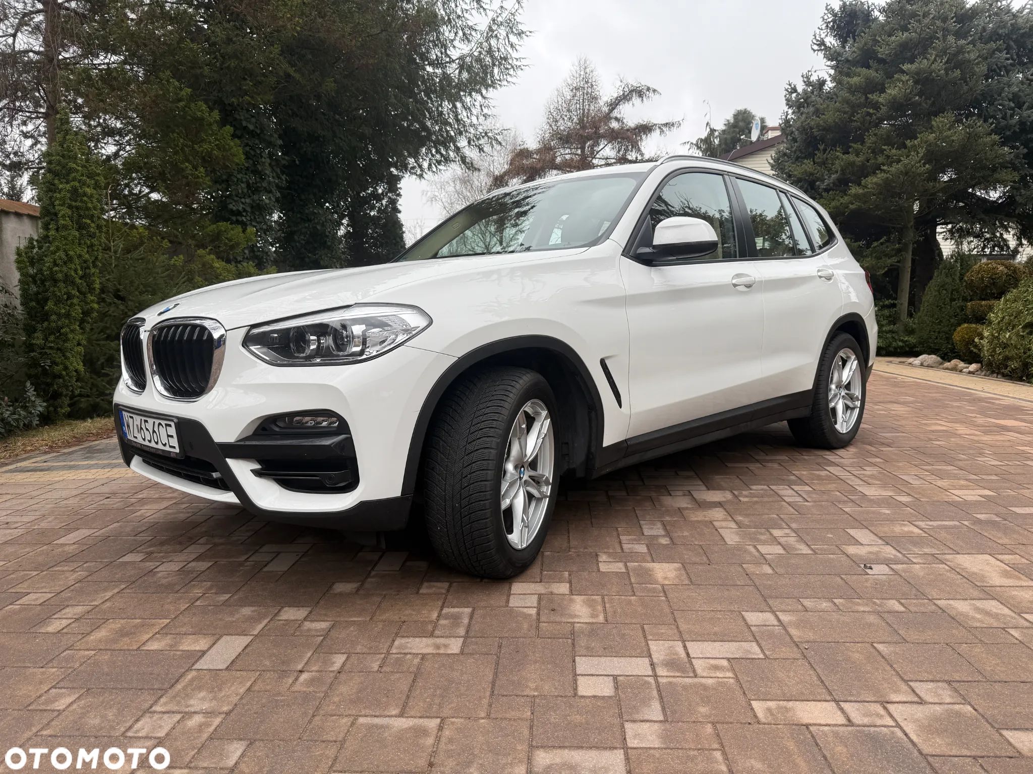 BMW X3 xDrive20i Advantage - 1
