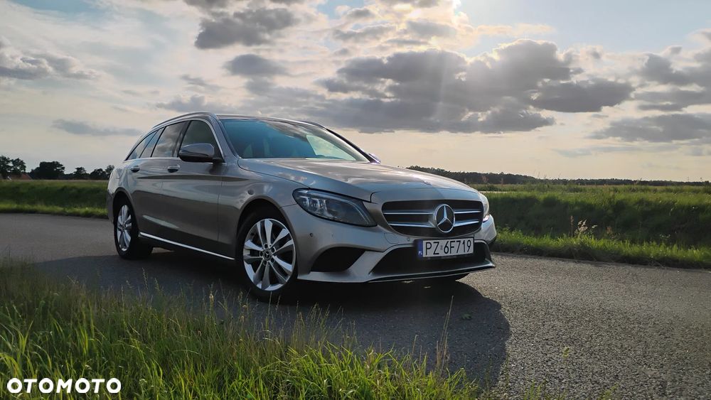 Mercedes-Benz Klasa C 220 d 4Matic 9G-TRONIC Avantgarde - 11