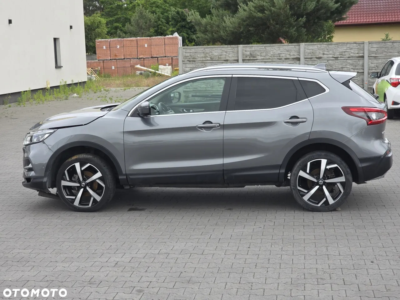 Nissan Qashqai 1.3 DIG-T Tekna - 2