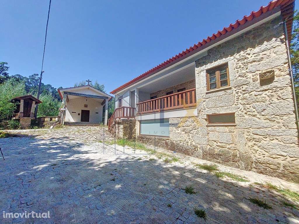 Moradia T2 totalmente recuperada em Sever do Vouga, vendida mobilad... - Grande imagem: 3/33