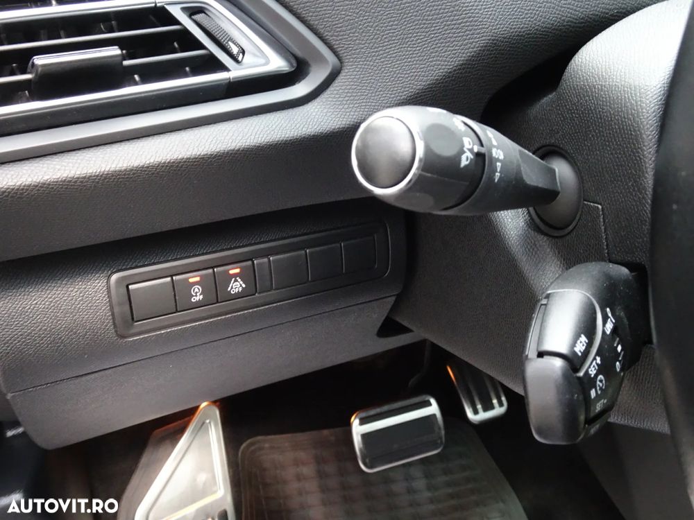 Peugeot 308 BlueHDi FAP 150 EAT6 Stop&Start GT-Line Edition - 21