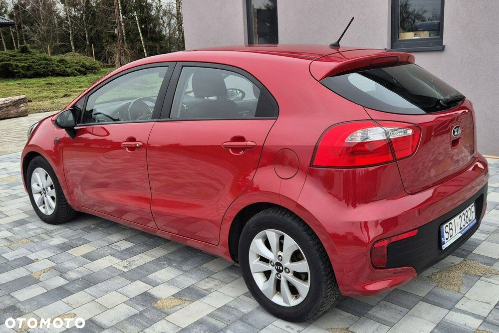 Kia Rio 1.4 crdi Business Line - 3