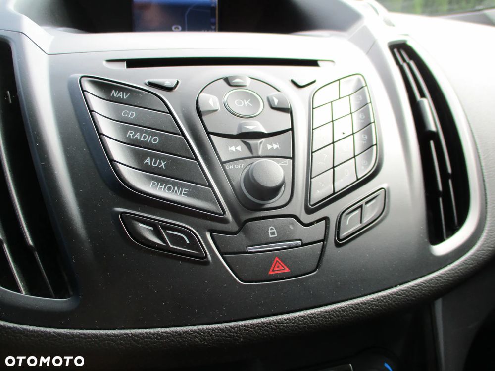 Ford Kuga 2.0 TDCi 4x4 SYNC - 30