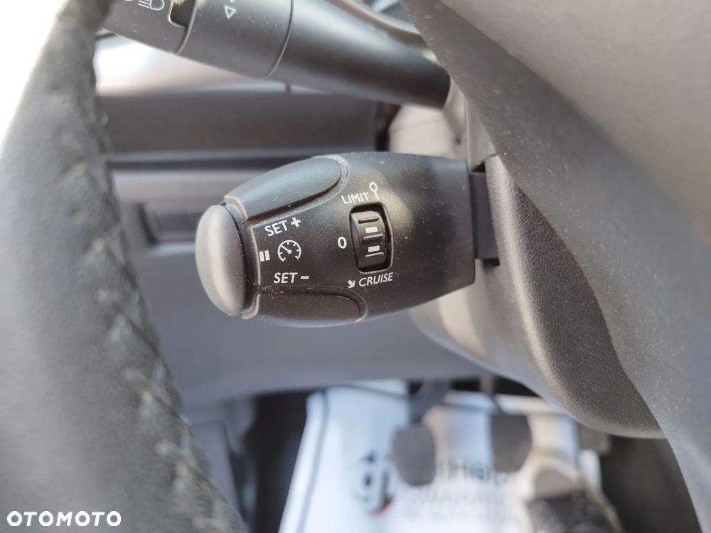 Citroën C3 1.6 BlueHDi Shine S&S - 17