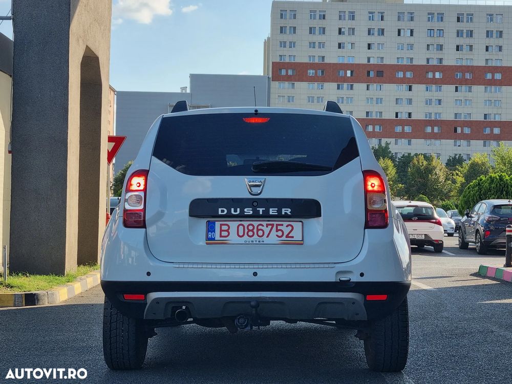 Dacia Duster 1.2 TCe 4x4 Laureate - 4