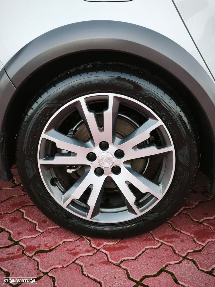 Peugeot 508 RXH 2.0 HDi Hybrid4 2-Tronic - 12