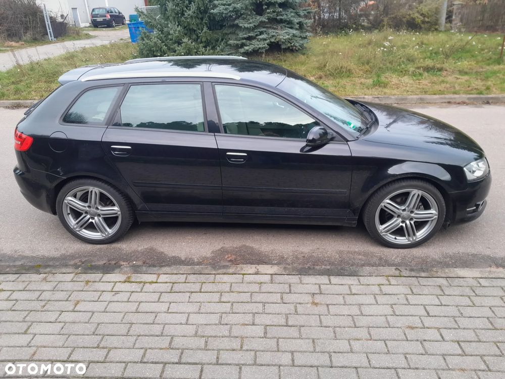 Audi A3 Sportback 2.0 TDI DPF quattro S line Sportpaket - 6