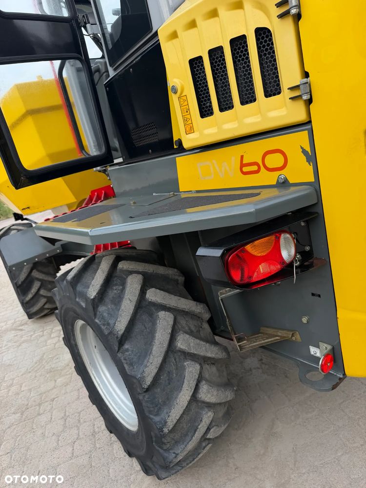 Wacker Neuson DW60 Wozidło Obrotowe 4x4. 6 ton ładowność z Pełną kabiną. OBROTOWA koleba 1350 mtg. 2021 rok. Jak nowe z salonu PERKINS turbo silnik. Pochodzi z Norweskiego Gospodarstwa Ziemniaczanego! Pełne sterowanie dżojstik REWERS HYDROSTATIC Ogrzewana Kabina Opony zero zużycia. Aktualna DEKRA. Kamery wysokiej jakośći! Zero luzów i wycieków. Szybka wolna jazda. Wielka Okazja. Ośswietlenie Rozbudowane. Hak kulka - 29