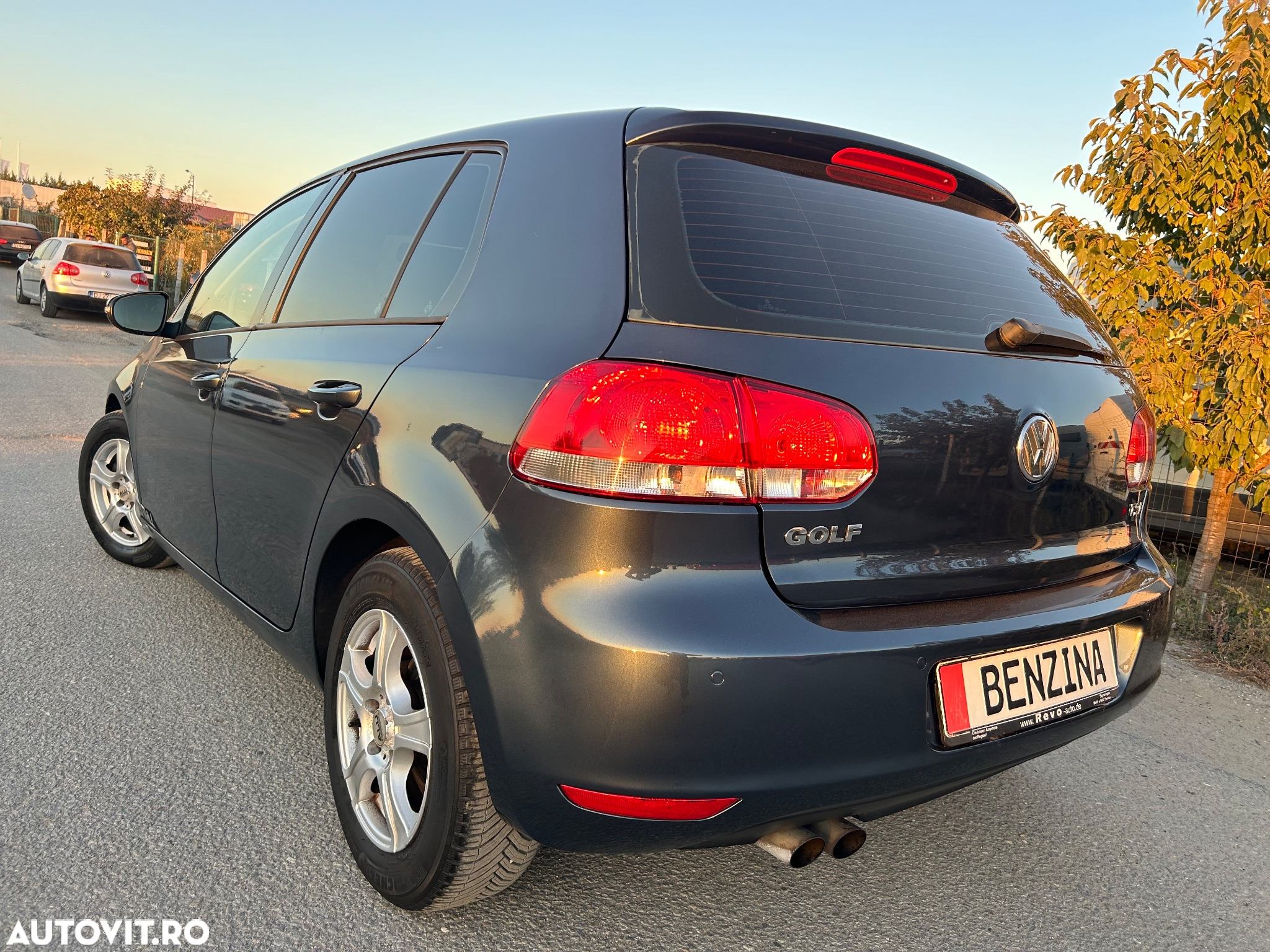 Volkswagen Golf 1.4 TSI Comfortline DSG - 2