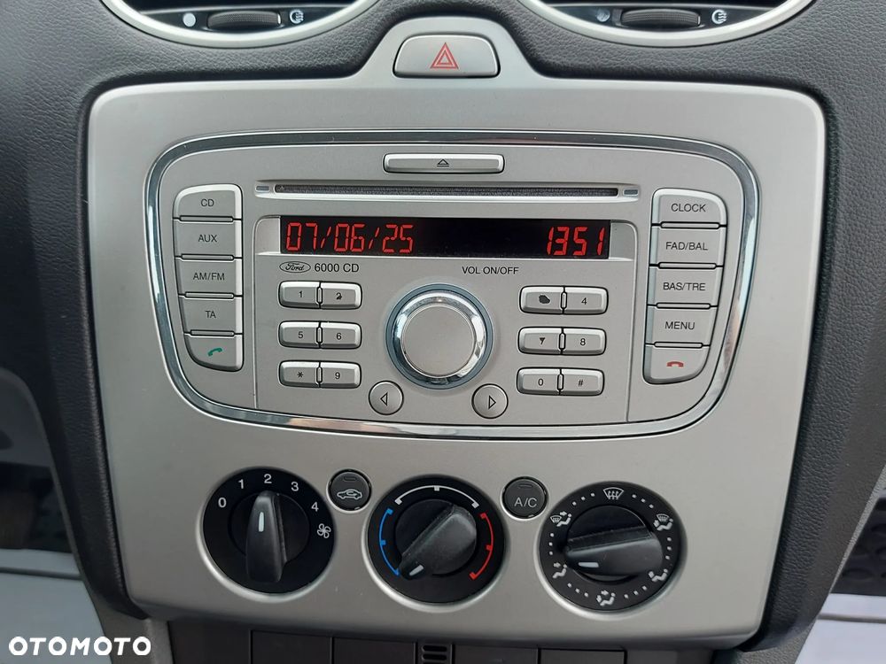 Ford Focus - 26