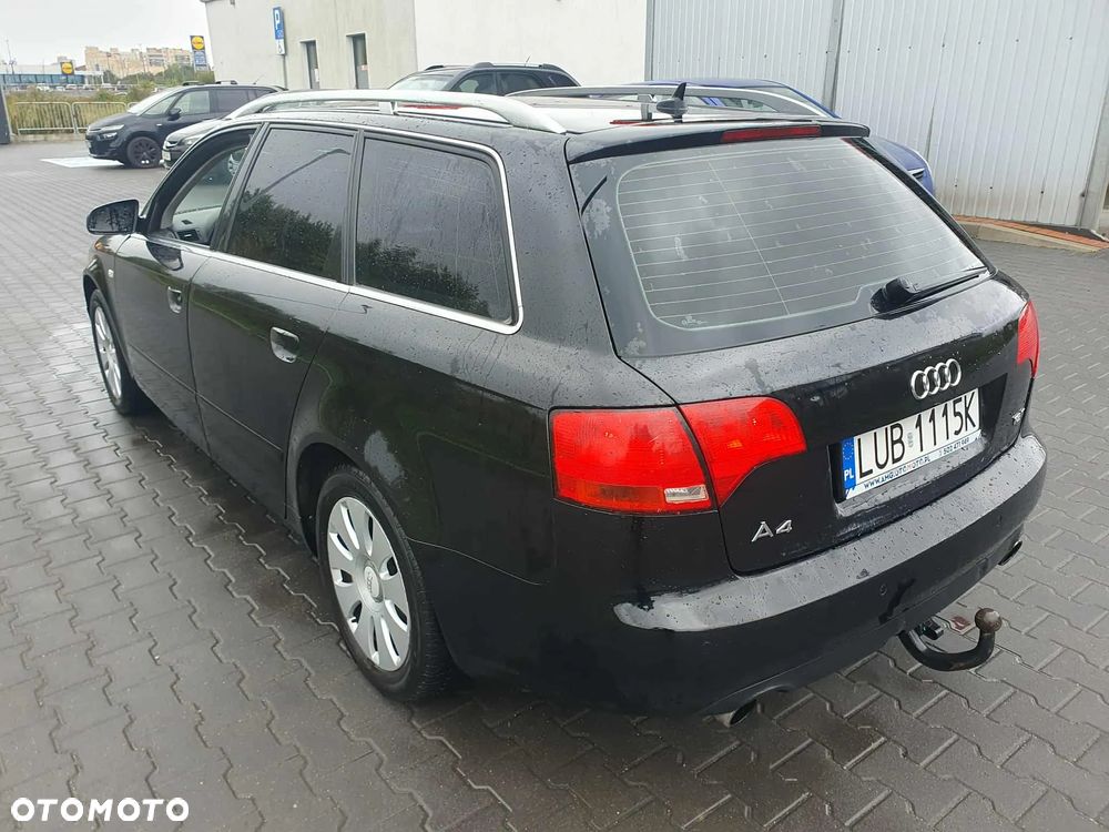 Audi A4 Avant - 4