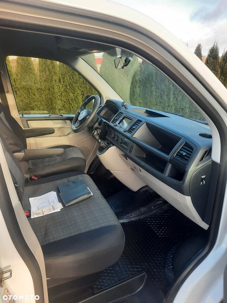 Volkswagen Transporter - 9