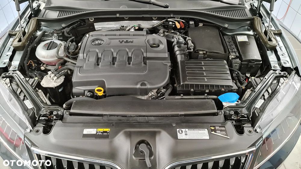 Skoda Superb 2.0 TDI Style DSG - 14