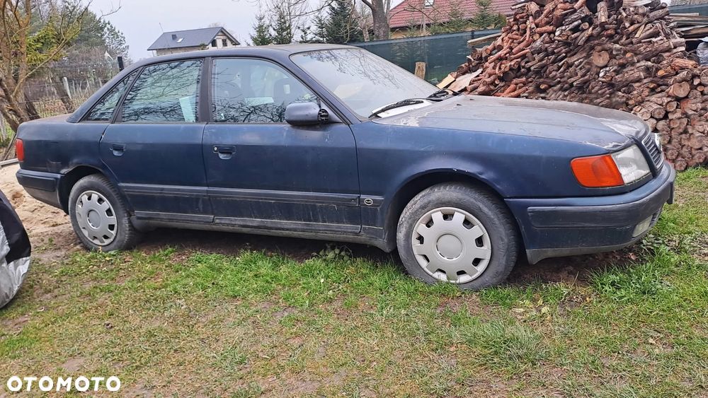 Audi 100 - 1