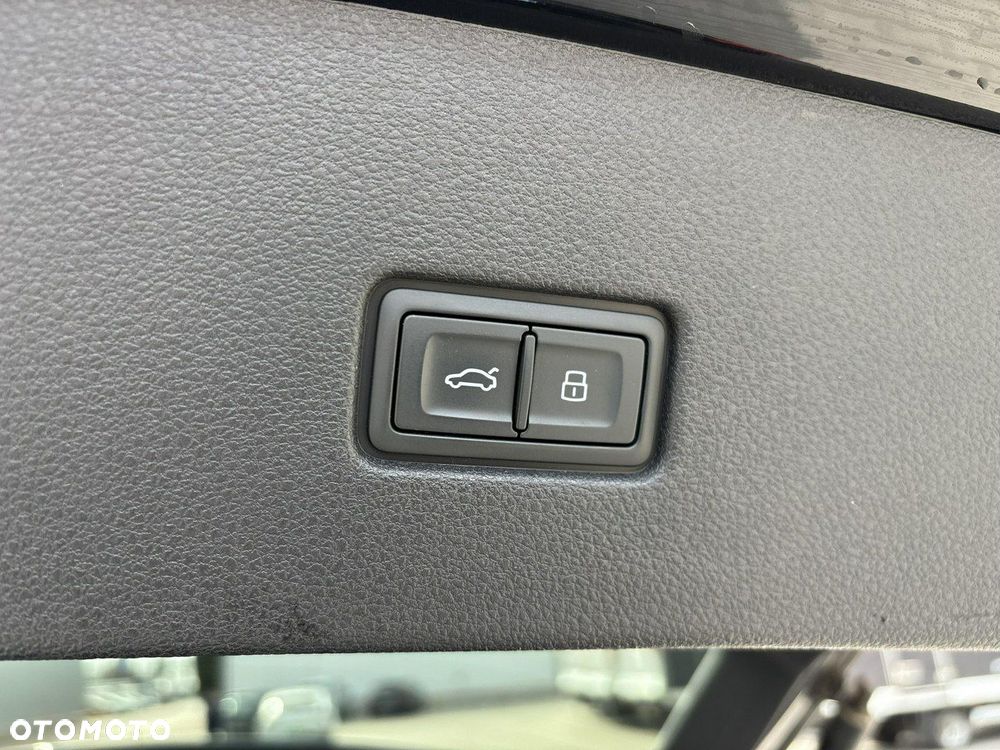 Audi Q8 - 16